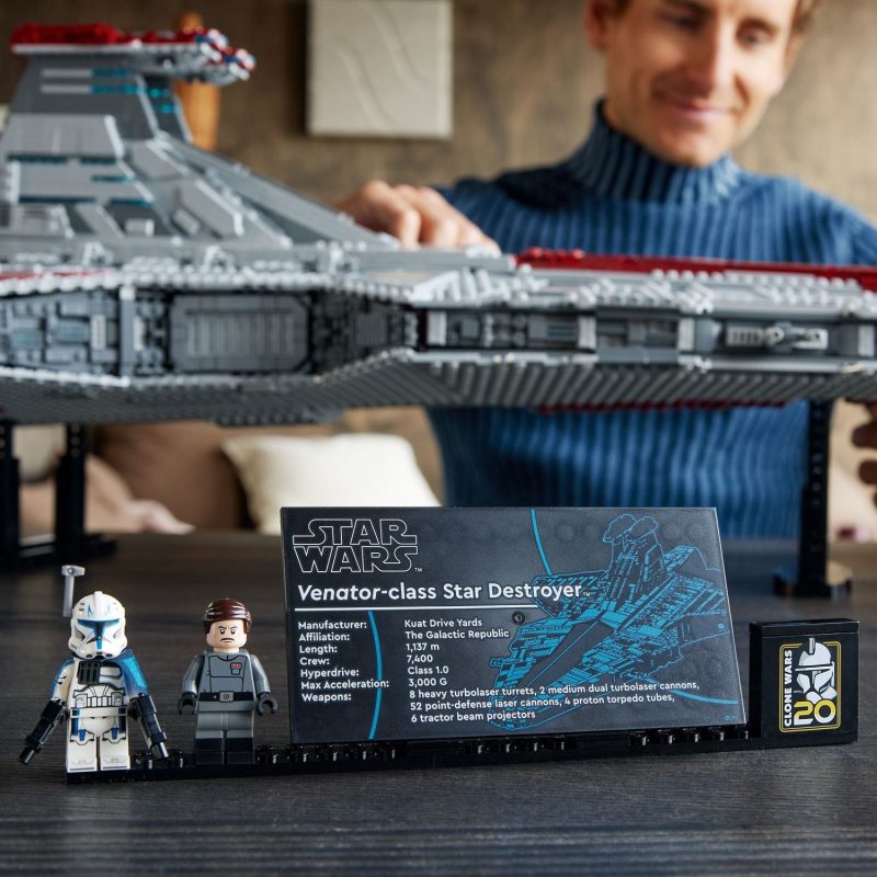 LEGO – Star Wars Venator-Class Republic Attack Cruiser Building Set 75367 - Image 4