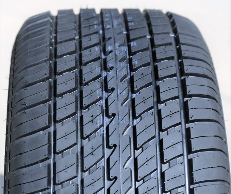 Tire Cooper Cobra Radial G/T 295/50R15 105S A/S All Season - Image 3