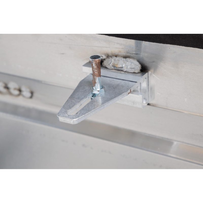 Better Built 70′′ Crown Series Low Profile Crossover Truck Tool Box - Image 3