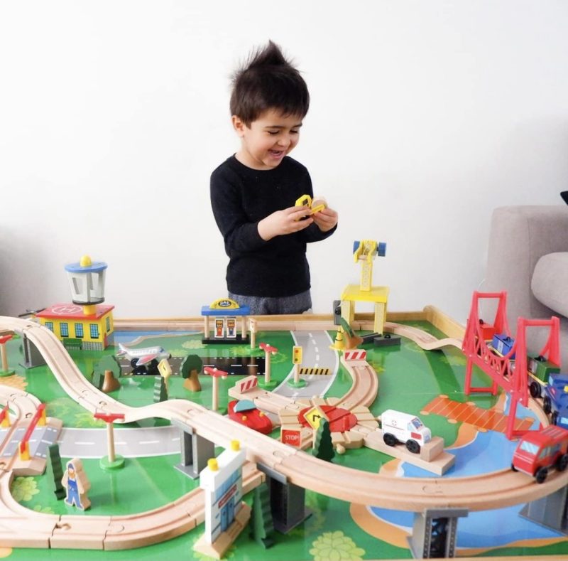KidKraft Waterfall Mountain Train Table - Image 5