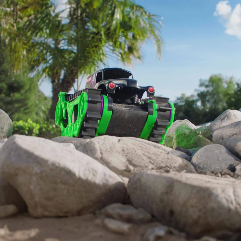 Monster Jam Remote Control Grave Digger Trax - Image 6