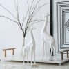 Abstract Geometric Giraffe Sculpture – Modern Resin Decor for Contemporary Spaces - Image 2