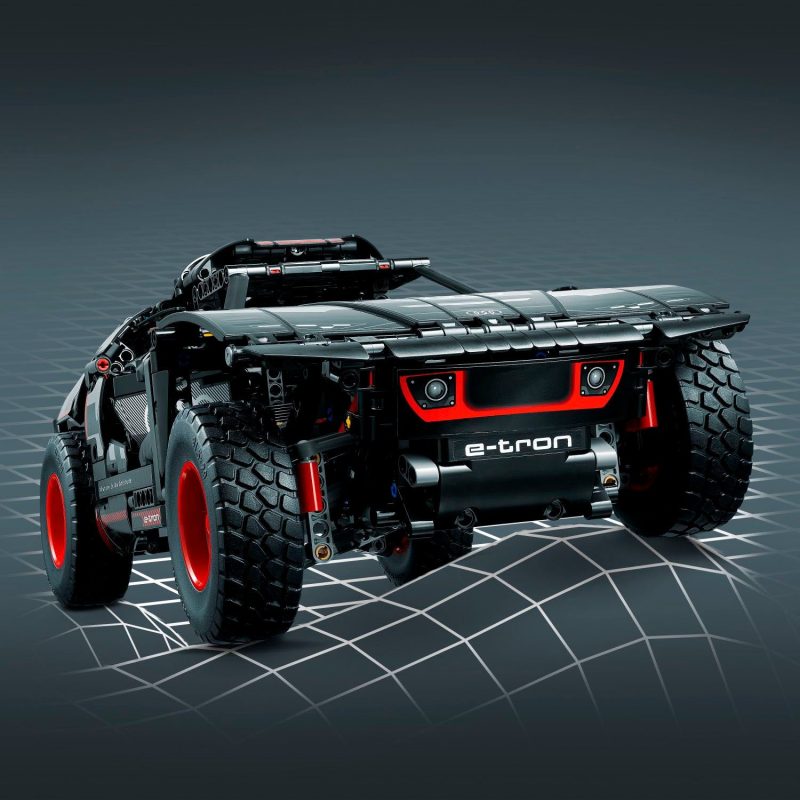 LEGO – Technic Audi RS Q e-tron 42160 - Image 4