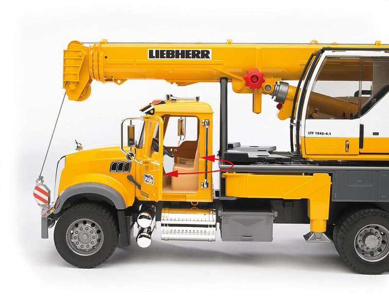 Bruder Granite Liebherr Crane Truck - Image 2