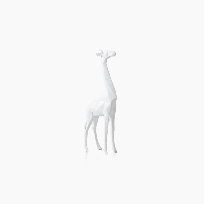 Abstract Geometric Giraffe Sculpture – Modern Resin Decor for Contemporary Spaces - Image 8
