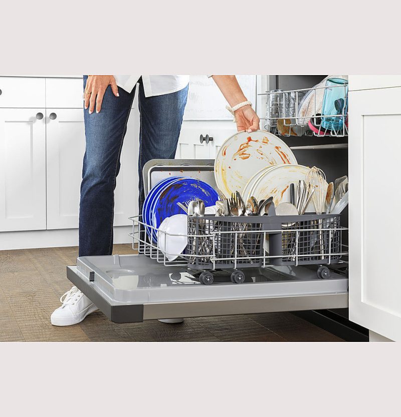 GE – Front Control Built-In Dishwasher with 55 dBA – Stainless steel - Image 11