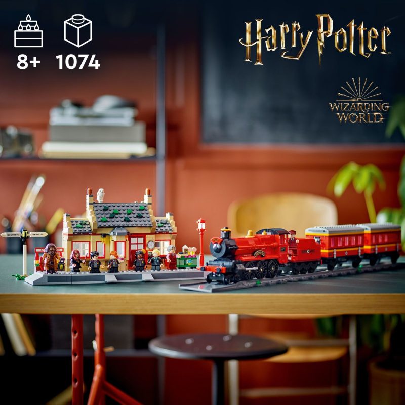 LEGO – Harry Potter Hogwarts Express & Hogsmeade Station 76423 - Image 2