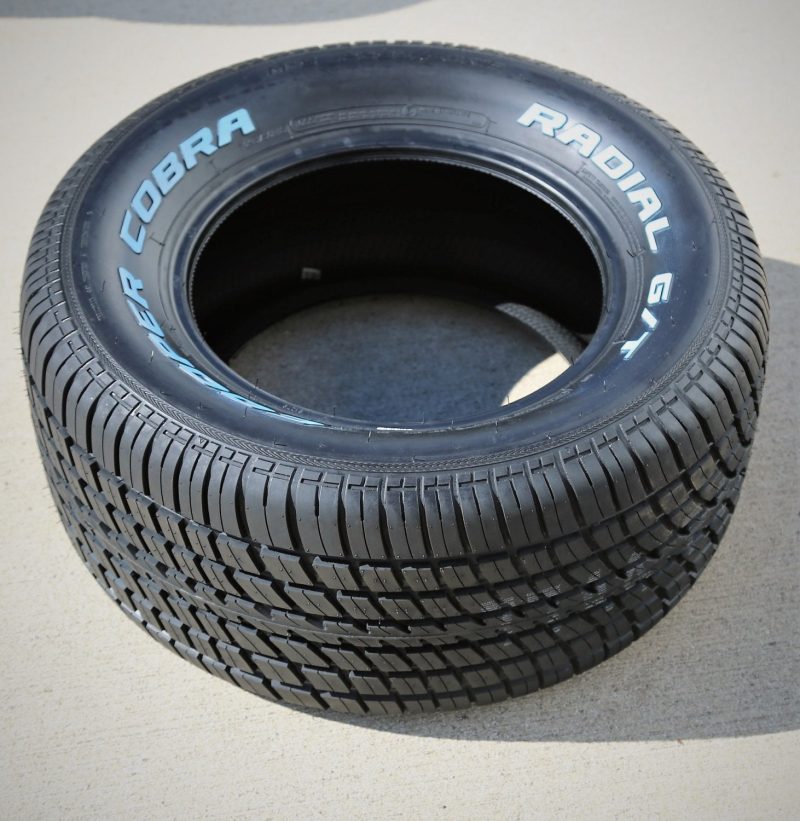 Tire Cooper Cobra Radial G/T 295/50R15 105S A/S All Season - Image 2