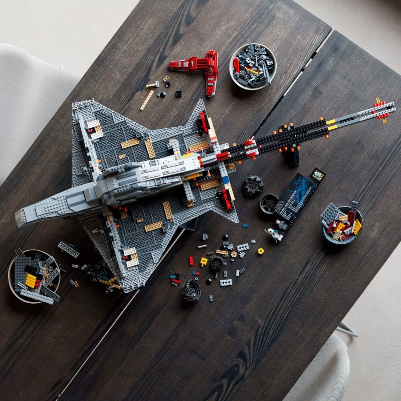 LEGO – Star Wars Venator-Class Republic Attack Cruiser Building Set 75367 - Image 5