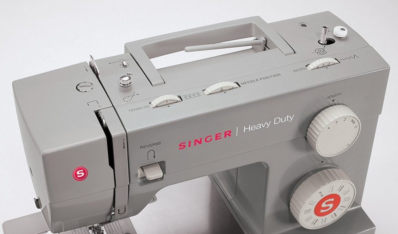 SINGER Heavy Duty 4423 Sewing Machine - Image 3
