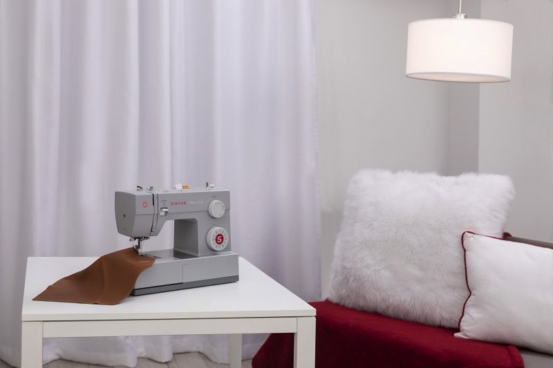 SINGER Heavy Duty 4423 Sewing Machine - Image 6
