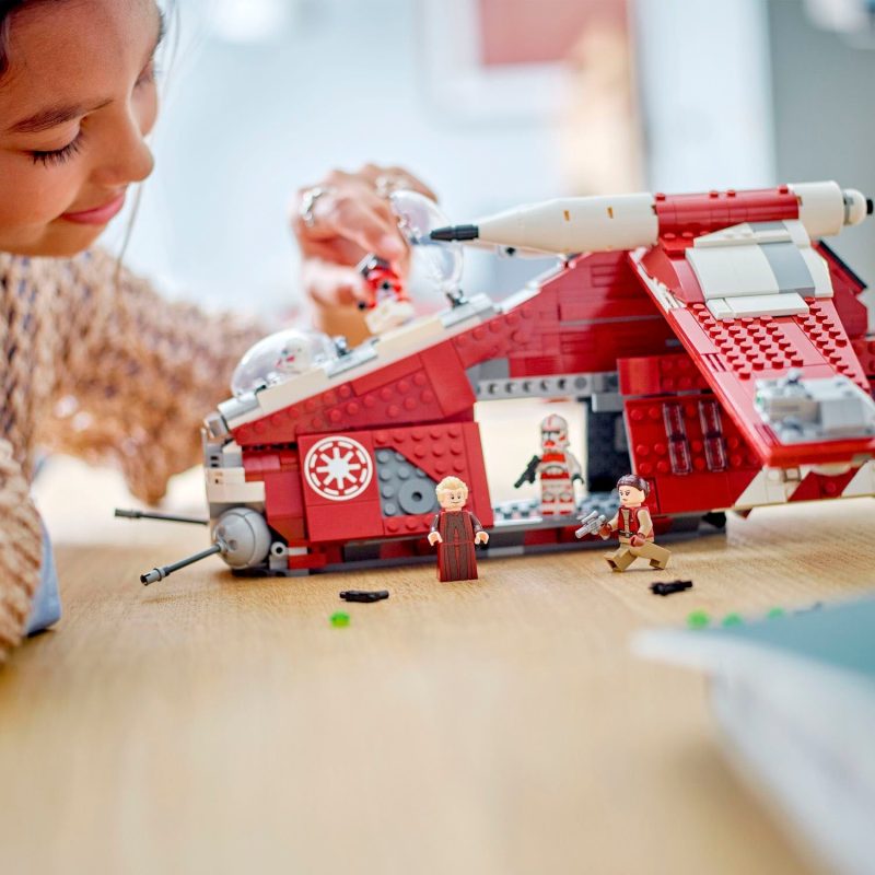 LEGO – Star Wars: The Clone Wars Coruscant Guard Gunship 75354 - Image 5