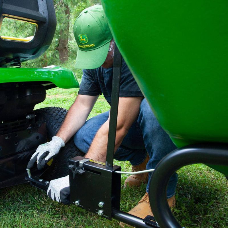 John Deere 175 lb Tow-Behind Broadcast Spreader, Rustproof Poly Hopper, Universal Fit - 图片 9