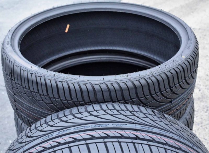 Fullway HP108 255/30ZR24 97W XL All-Season Performance Tire for Cars & SUVs - Image 2