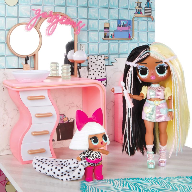 L.O.L. Surprise! OMG Fashion House Playset with 85+ Surprises, Made from Real Wood - Image 5