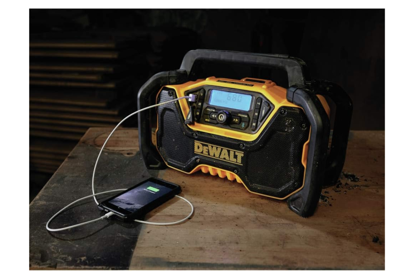 DW 12V 20V MAX Bluetooth Cordless Jobsite Radio - Image 7