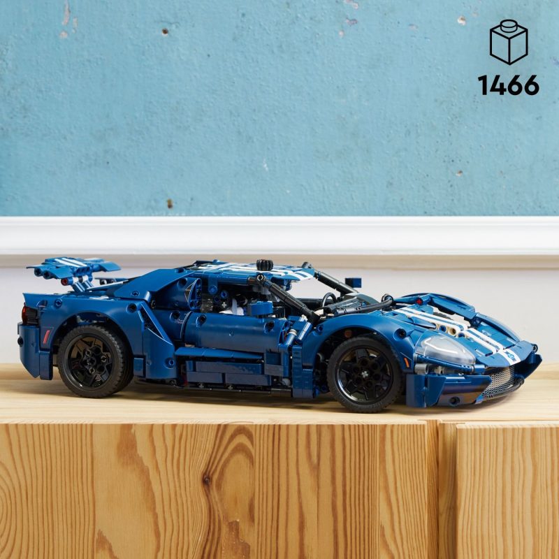 LEGO – Technic 2022 Ford GT Car Model Set for Adults 42154 - Image 6