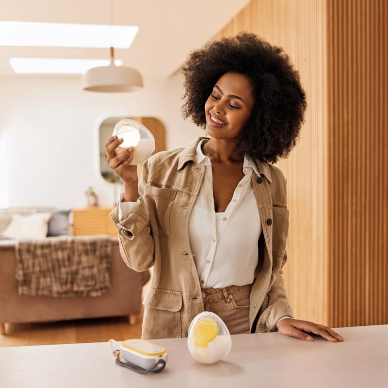 Hands-Free Breast Pump | Wearable, Portable and Discreet Double Electric Breast Pump with App Connectivity - Image 9