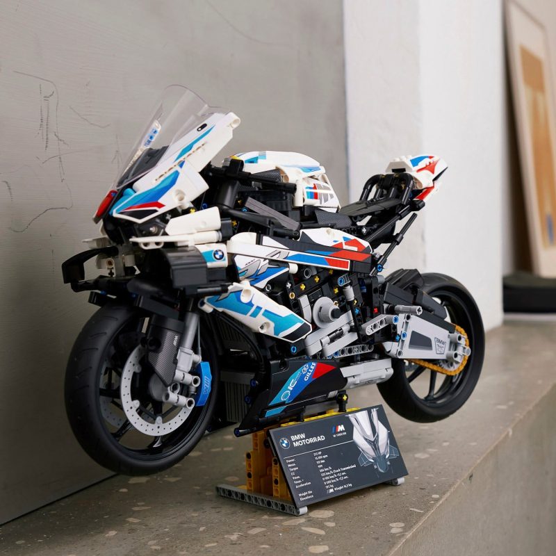 LEGO – Technic BMW M 1000 RR 42130 - Image 4