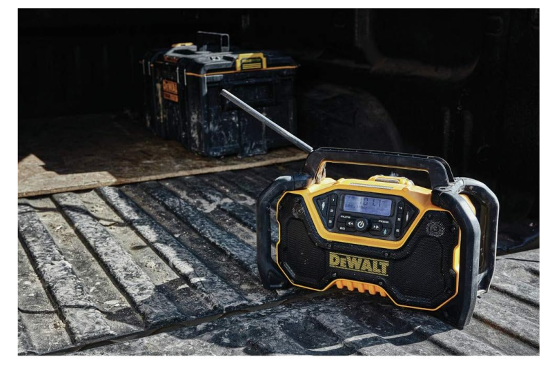 DW 12V 20V MAX Bluetooth Cordless Jobsite Radio - Image 8